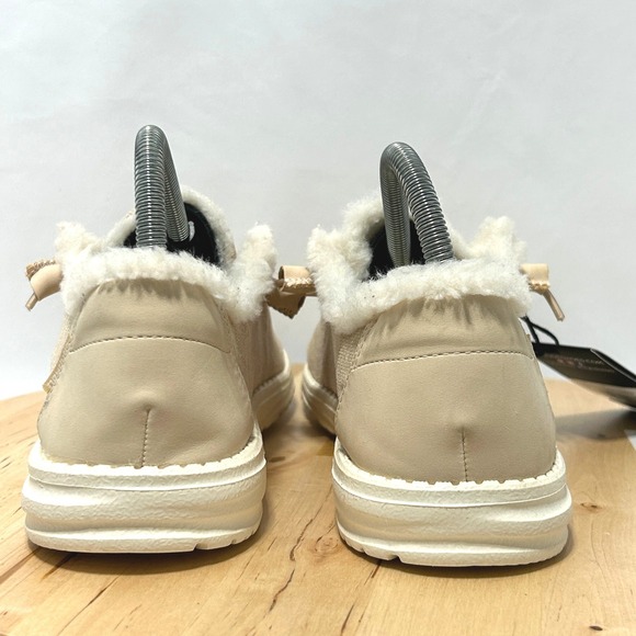 Hey Dude Wendy Corduroy Cream Womens Slip On Comfort Shoes NWT - 9 US & 40 EUR - Picture 6 of 9